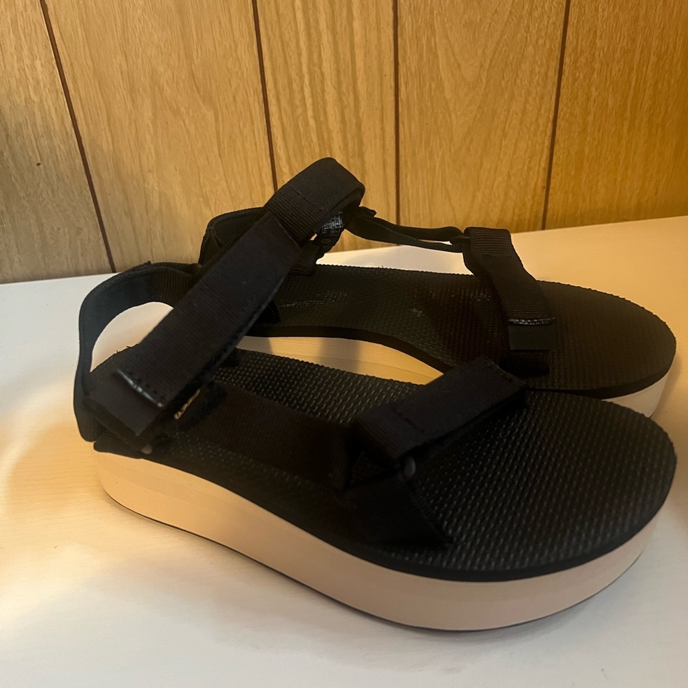 Teva Black Sandals Comfortable Outdoor Footwear